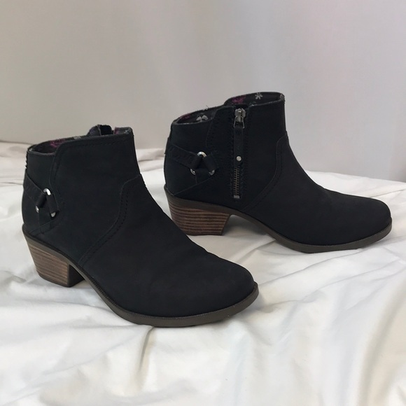 Teva Shoes - Teva Foxy Low Ankle Side Zip Waterproof Boots Size 8